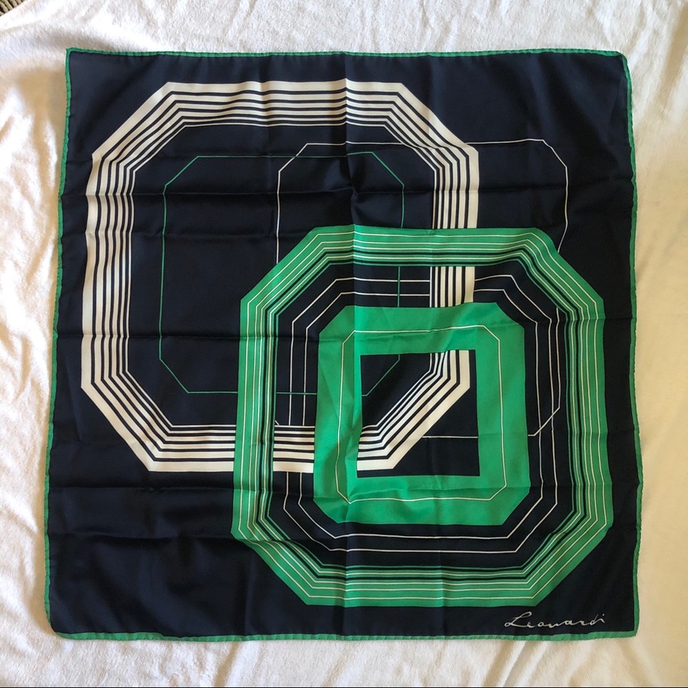 Vintage “leonardi” scarf